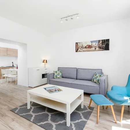 Wozna By Renters شقة بوزنان