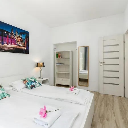 Apartment Wozna By Renters Poznan