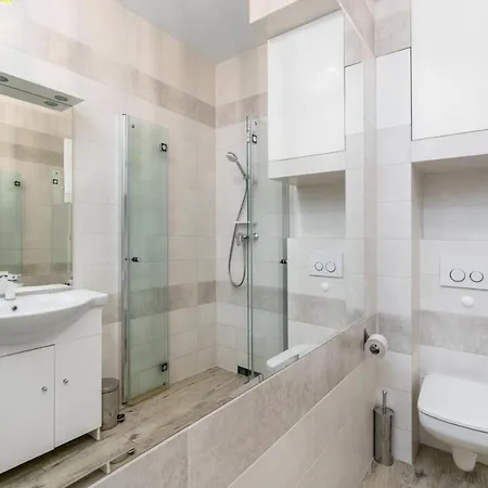 Wozna By Renters Apartment Poznan