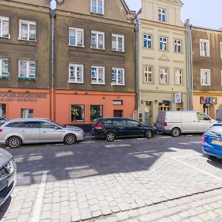 Wozna By Renters Apartment